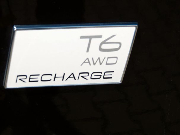 Volvo V60 T6 R Design AWD Recharge 251 kW image number 15