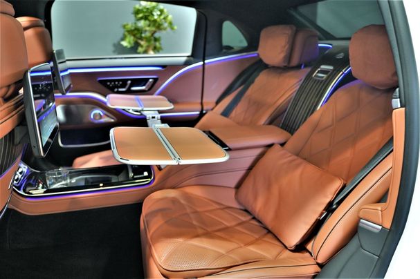 Mercedes-Benz S 680 4Matic Maybach 450 kW image number 48