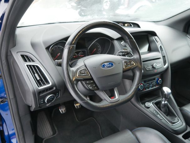 Ford Focus ST 184 kW image number 12