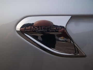 Car image 31