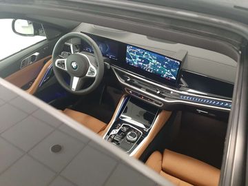 Car image 37