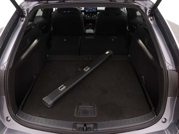 Car image 37