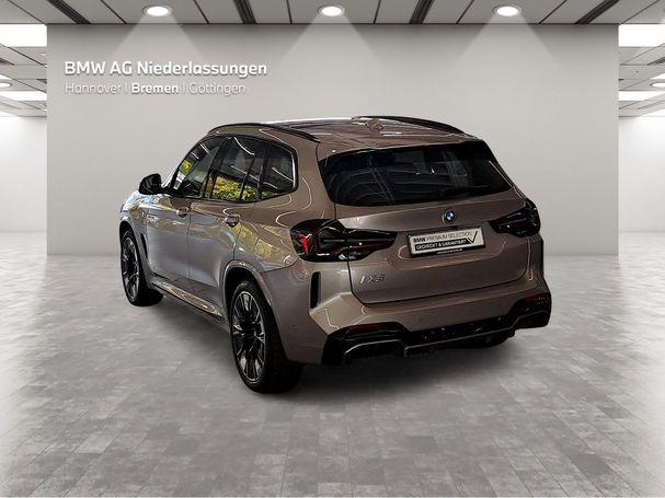 BMW iX3 M Sport 210 kW image number 2