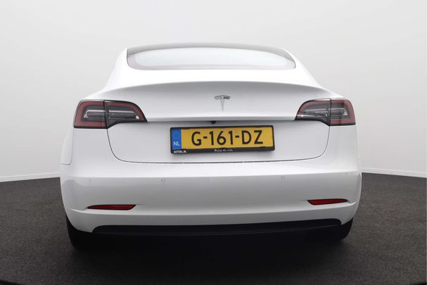 Tesla Model 3 60 Plus 225 kW image number 3