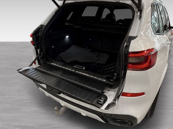 BMW X5 45e xDrive 294 kW image number 10