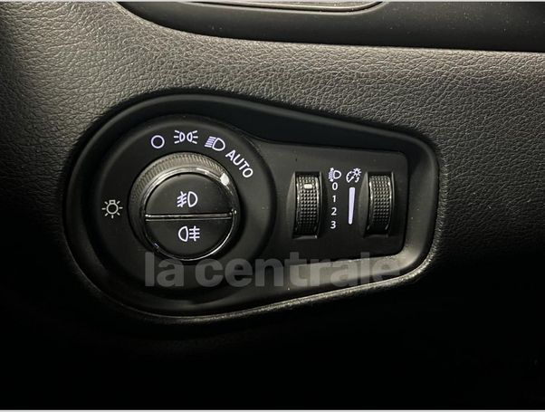 Jeep Renegade 1.0 Limited 88 kW image number 9