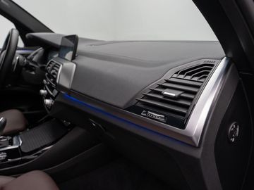 Car image 41