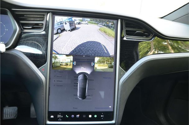 Tesla Model X 75D AWD 245 kW image number 25