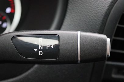 Car image 33