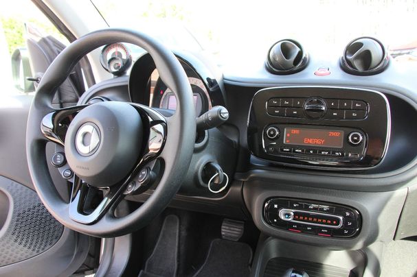 Smart ForTwo coupe EQ 60 kW image number 10