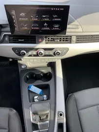 Car image 22