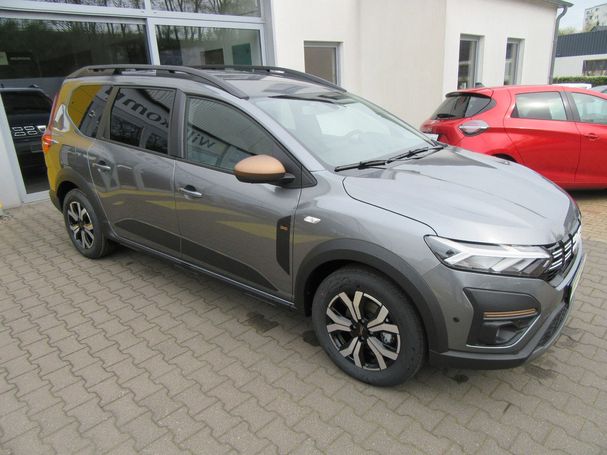 Dacia Jogger Hybrid 104 kW image number 3