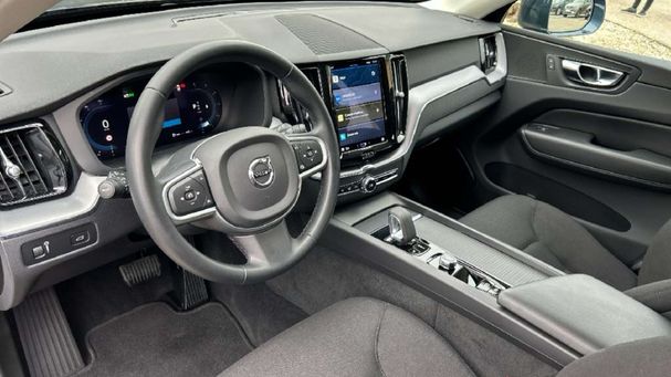 Volvo XC60 B4 Momentum 145 kW image number 9