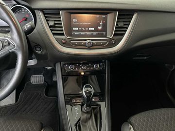 Car image 20