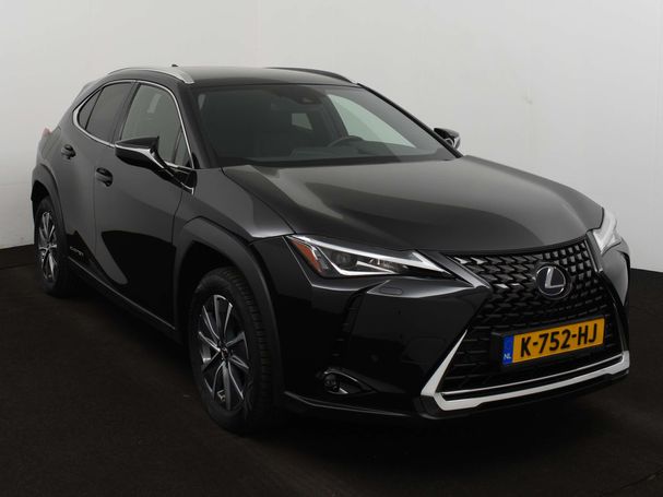 Lexus UX 300e 150 kW image number 23