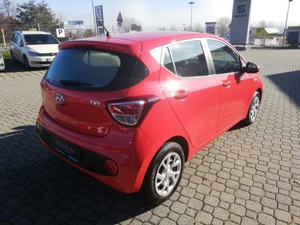 Hyundai i10 1.0 Trend 49 kW image number 2