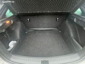 Car image 33