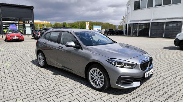 BMW 118i Advantage 100 kW image number 22