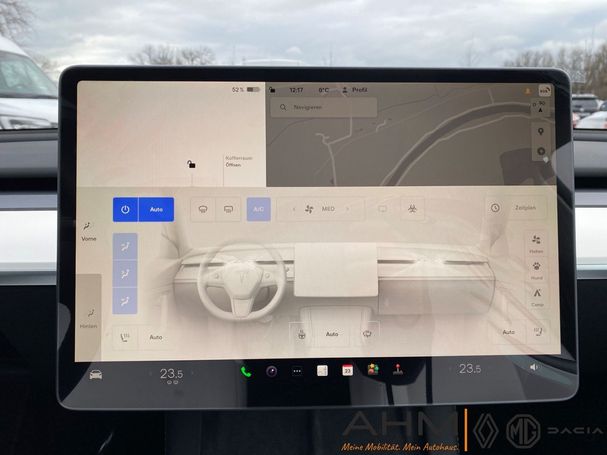 Tesla Model Y 220 kW image number 17