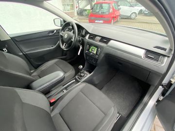 Car image 14