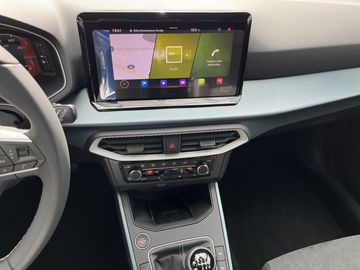 Car image 15