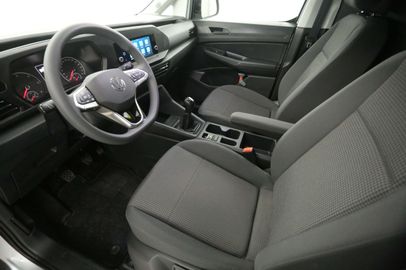 Car image 22