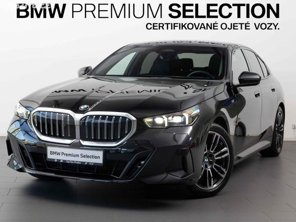 BMW 520d xDrive 140 kW image number 1