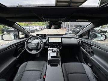 Car image 33