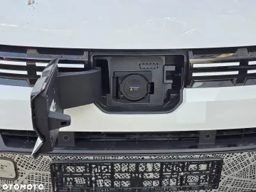 Car image 36