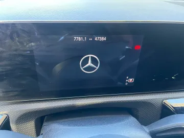 Car image 36