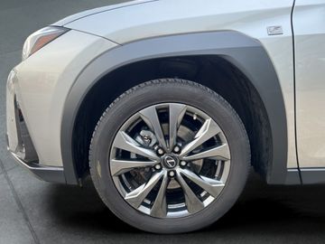 Car image 20