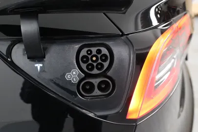Car image 39