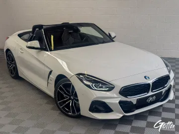 Car image 3