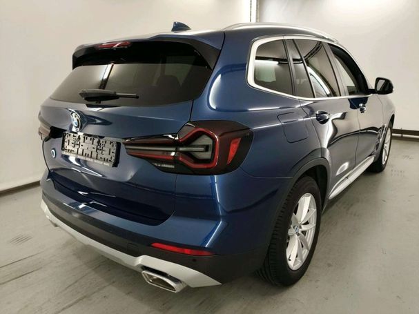 BMW X3 sDrive 100 kW image number 3