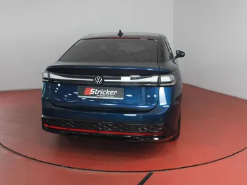 Car image 43
