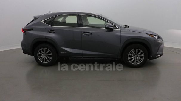 Lexus NX 300 h 145 kW image number 26