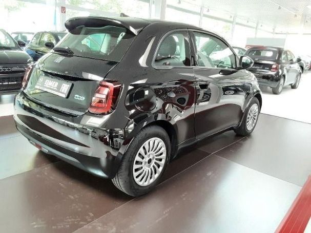 Fiat 500 e Action 70 kW image number 5