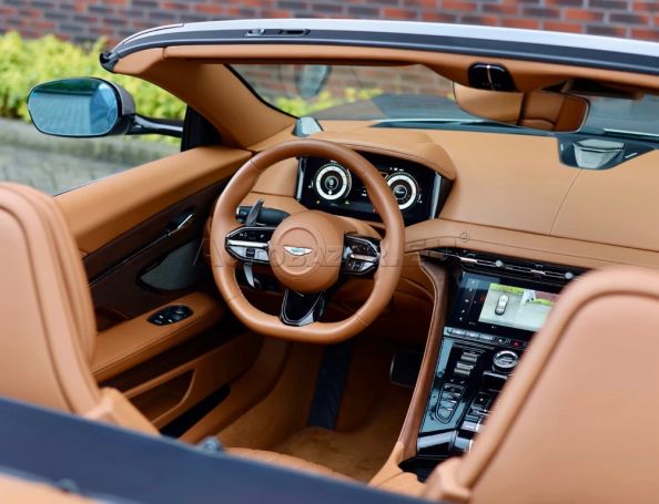 Aston Martin DB12 Volante 4.0 V8 500 kW image number 39