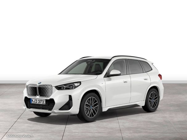 BMW iX1 eDrive20 M Sport 150 kW image number 1