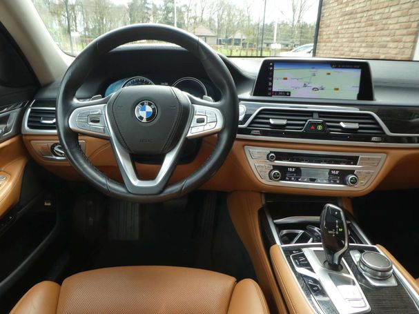 BMW 740i 241 kW image number 4