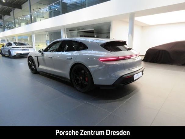 Porsche Taycan GTS Sport Turismo 440 kW image number 3