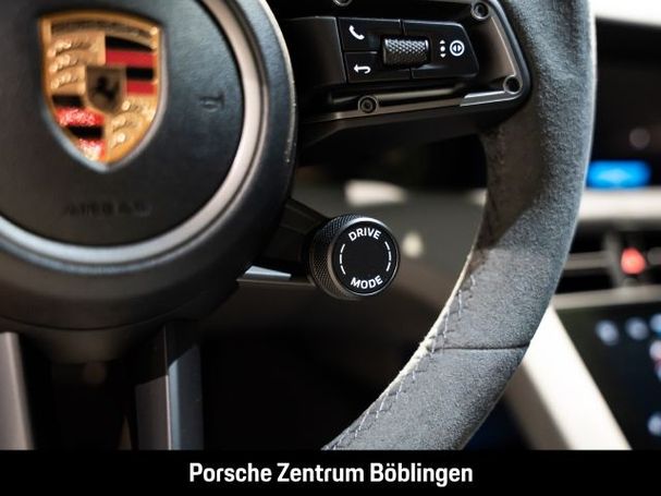 Porsche Taycan 320 kW image number 21