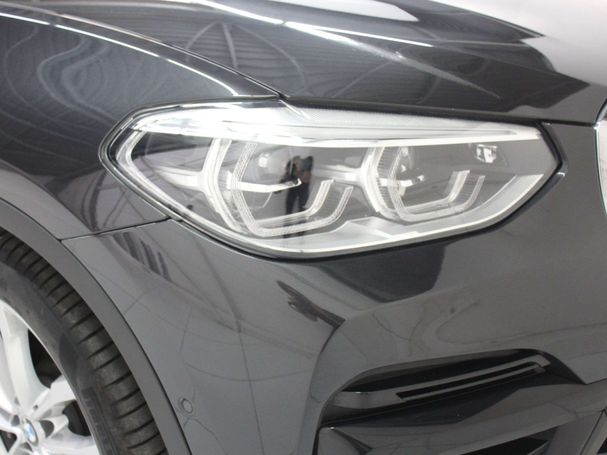 BMW X3 xDrive30d Advantage 195 kW image number 21