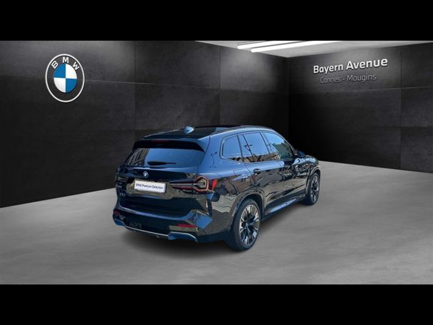 BMW iX3 M Sport Impressive 213 kW image number 2