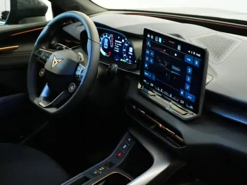 Car image 47