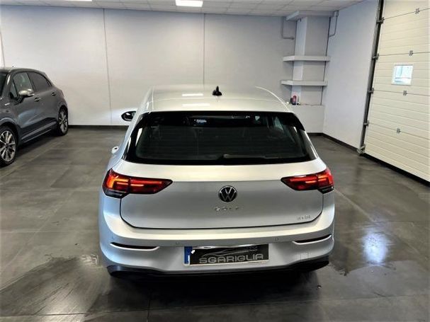 Volkswagen Golf 1.0 eTSI DSG 81 kW image number 4