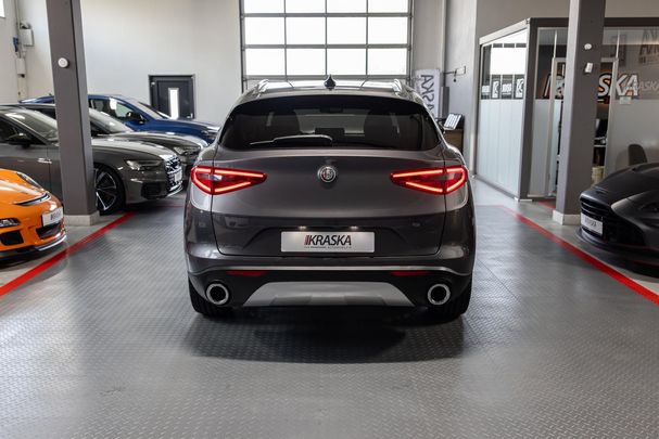 Alfa Romeo Stelvio 2.0 Lusso 206 kW image number 9