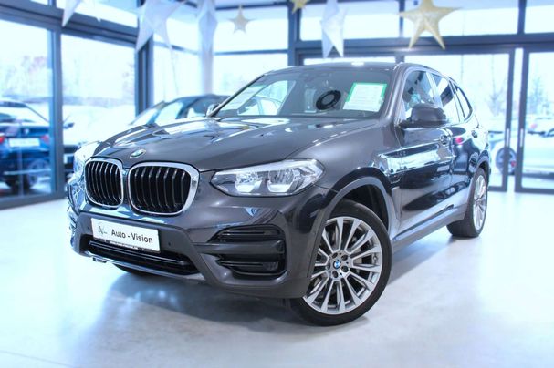 BMW X3 xDrive30e Advantage 215 kW image number 1