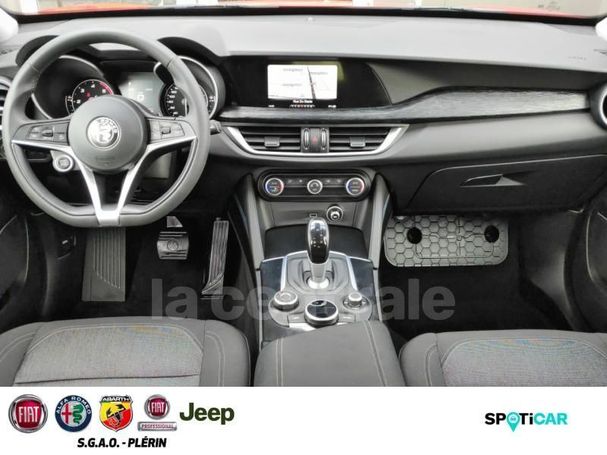 Alfa Romeo Stelvio 2.2 Diesel AT8 140 kW image number 17