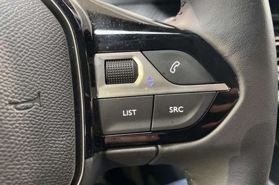 Car image 38